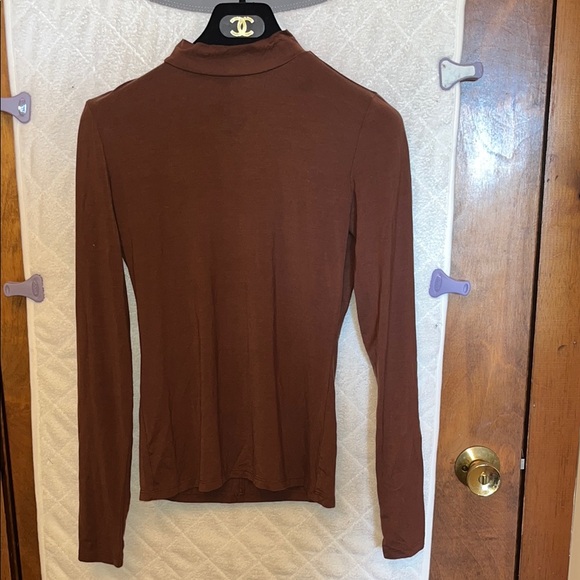 Reformation Bailey Brown Top - Picture 3 of 7